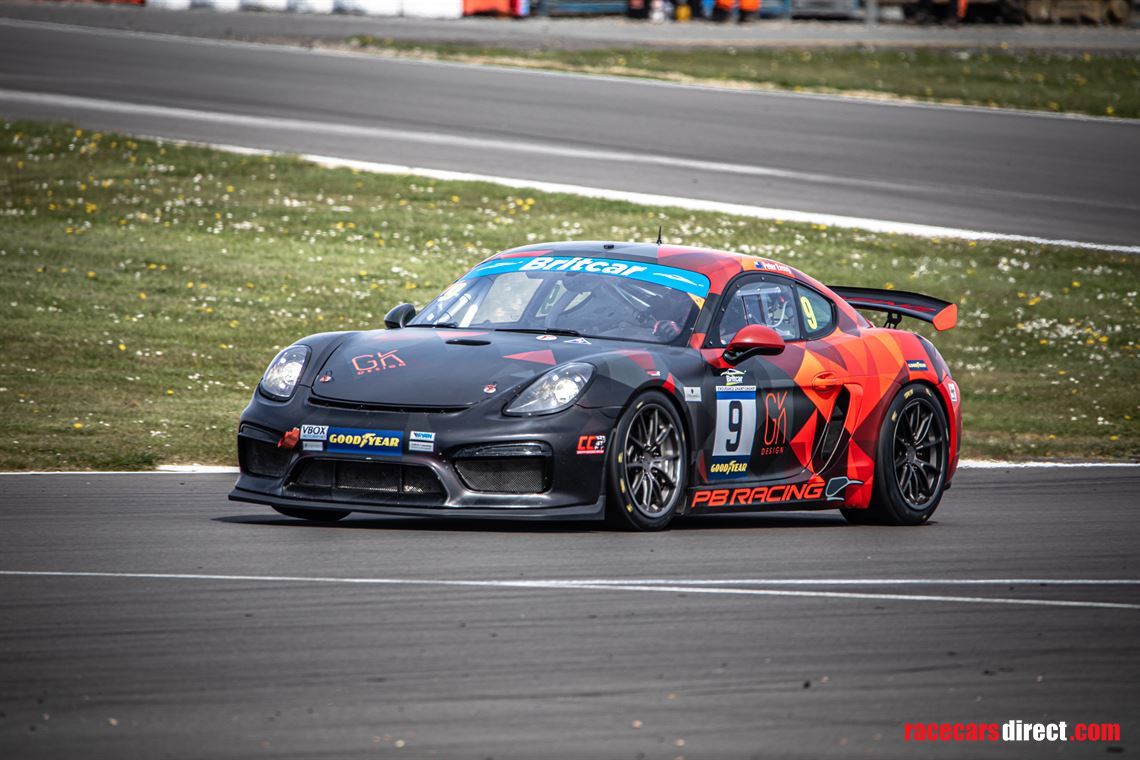 championship-winning-porsche-cayman-981-gt4-c