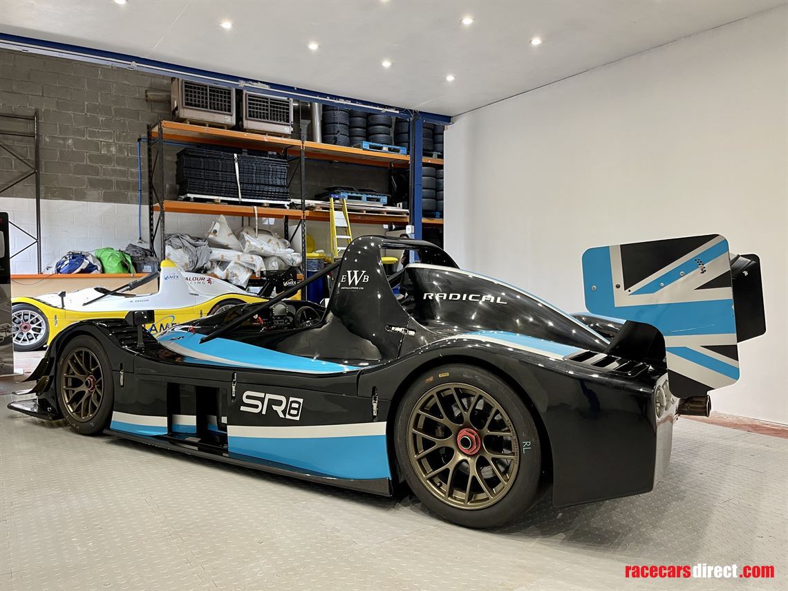 Racecarsdirect.com - RADICAL SR8 V8 PADDLE SHIFT, HIGH SPEC