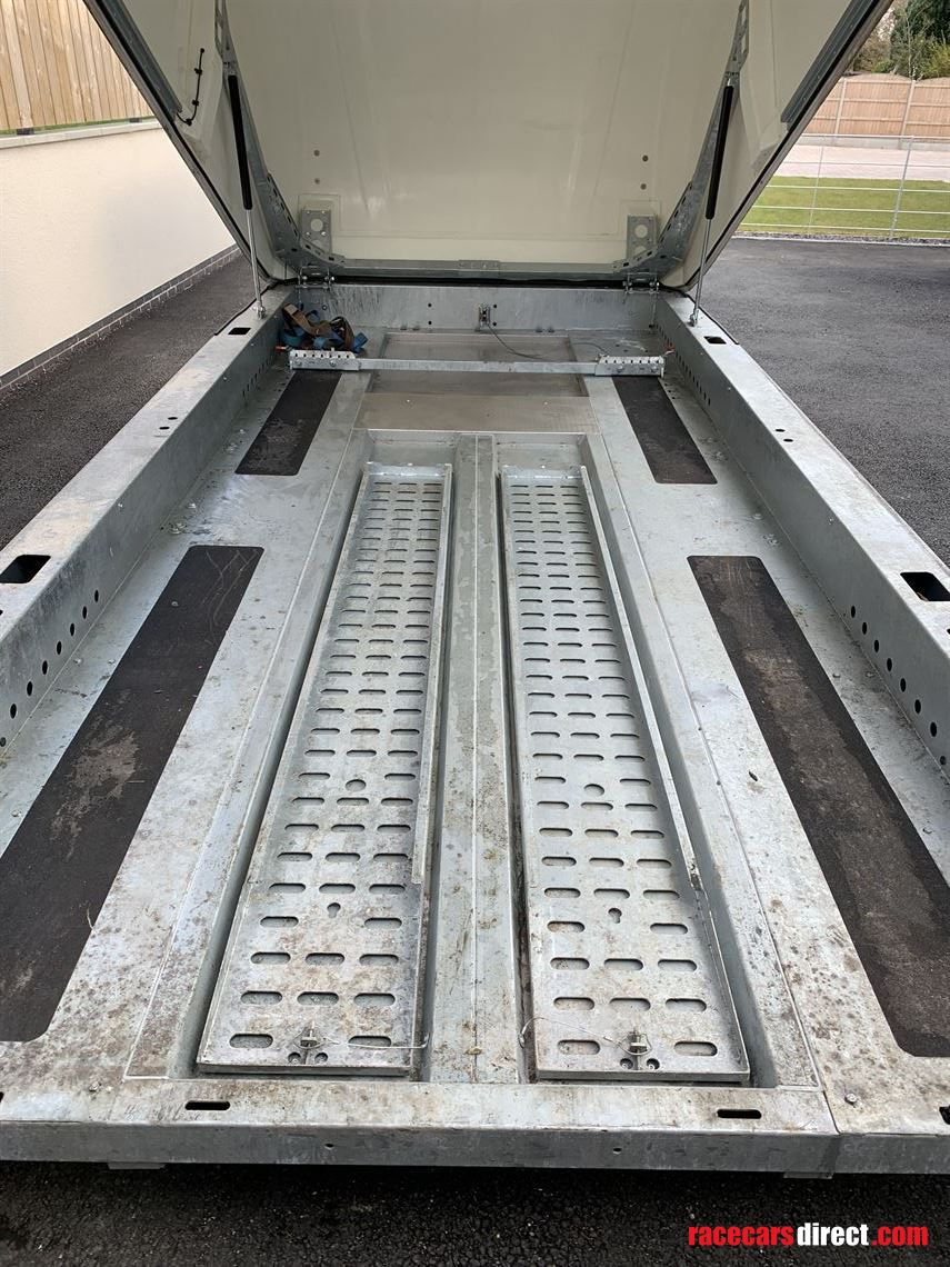 brian-james-rs3-shuttle-330-1010