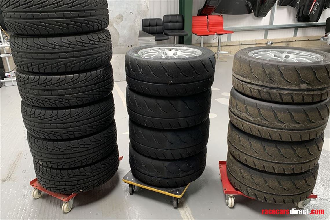 ginetta-wheels-tyres-15-inch-5-stud-pcd-5-x-1