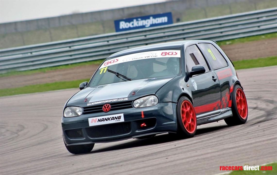 Racing Vw Golf R32