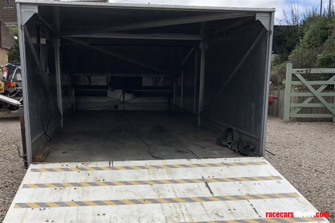 race-car-trailer-transporter-single-seater-br