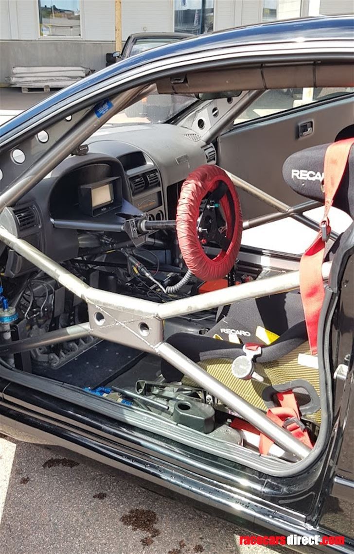astra-coupe-s2000-former-888-built-btcc-v2001