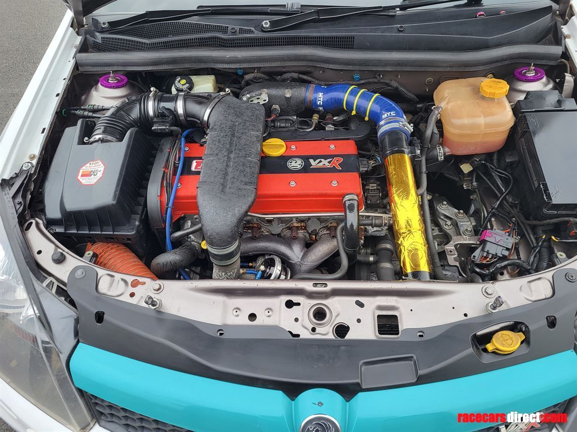 Racecarsdirect.com - Dunlop Production car Trophy Astra VXR