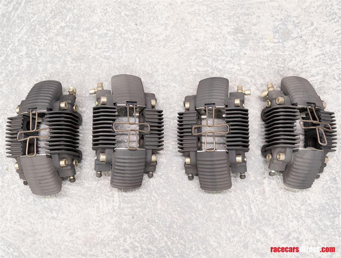 full-set-of-porsche-930-calipers