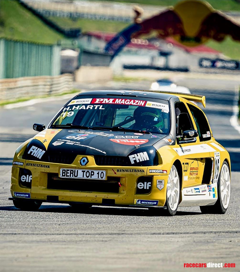 Renault Clio V6 2000-2005 - Car Voting - FH - Official Forza