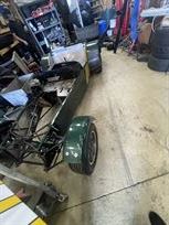 caterham-rolling-chassis