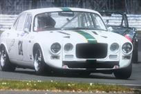jaguar-xj6-series-1-1971-race-car