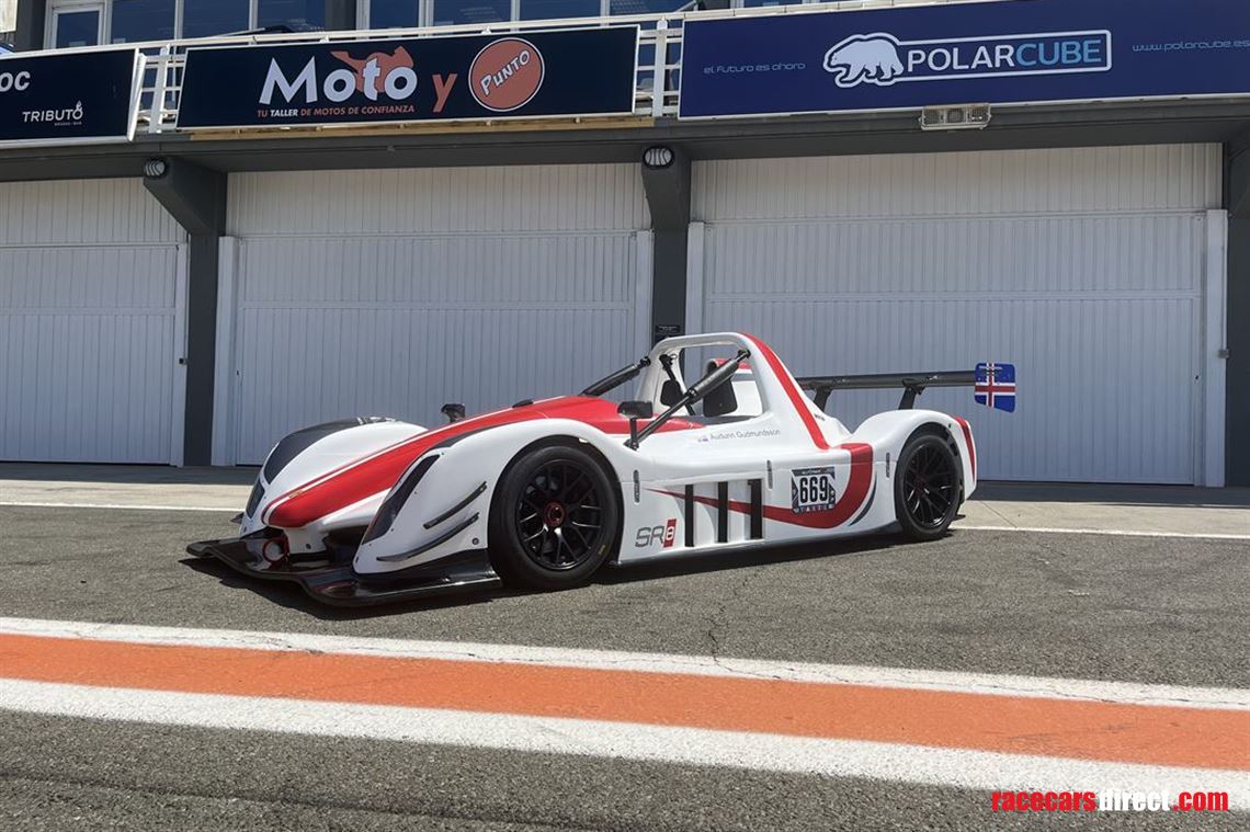 Racecarsdirect.com - Radical SR8 *Almost new*
