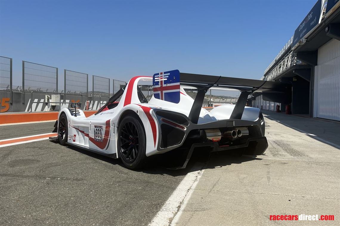 Racecarsdirect.com - Radical SR8 *Almost new*