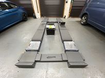 complete-flat-floor-set-up