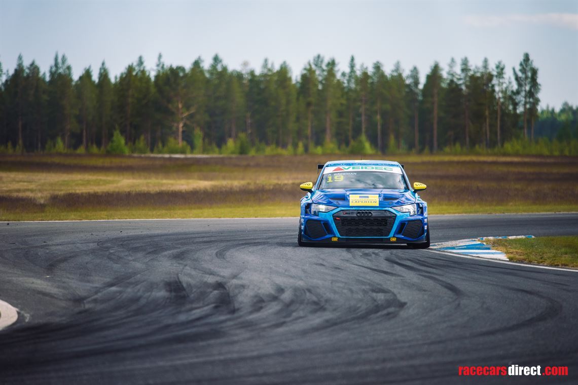 2x-audi-rs3-lms-tcr-2022---033-037