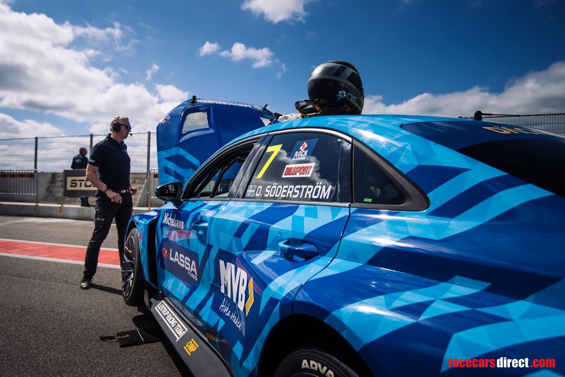 2x-audi-rs3-lms-tcr-2022---033-037