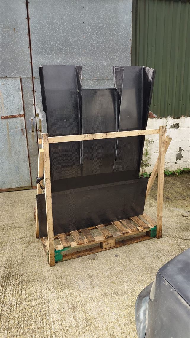 Racecarsdirect.com - Carbon composite rear diffuser