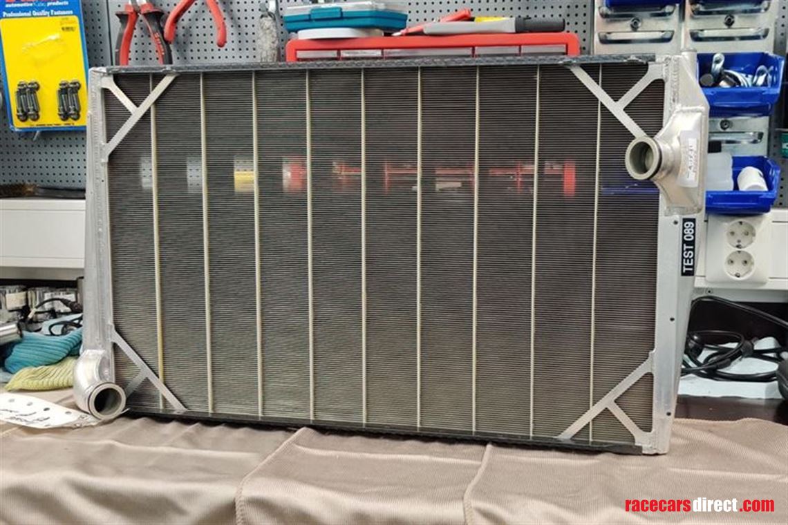 Racecarsdirect.com - Mezzo F1 / Indy Car radiator