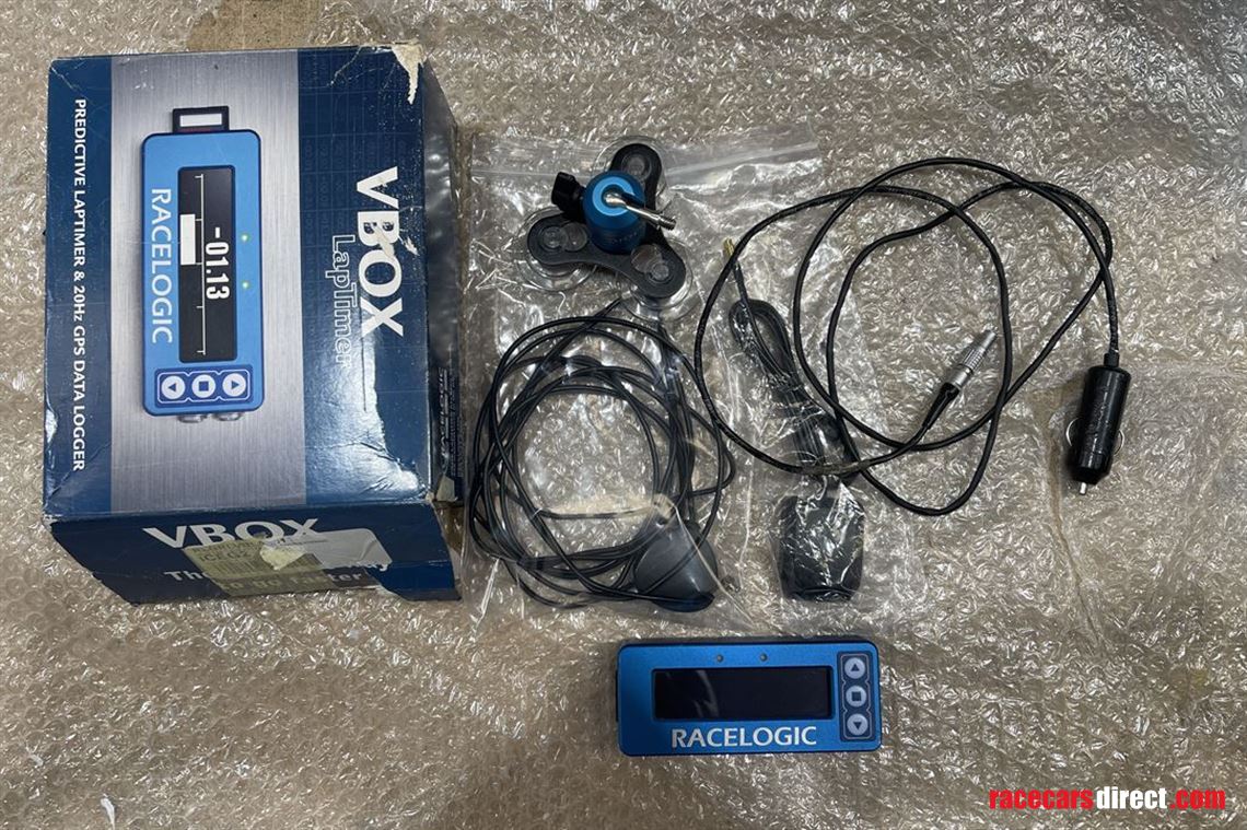 Racecarsdirect.com - RaceLogic Vbox Laptimer