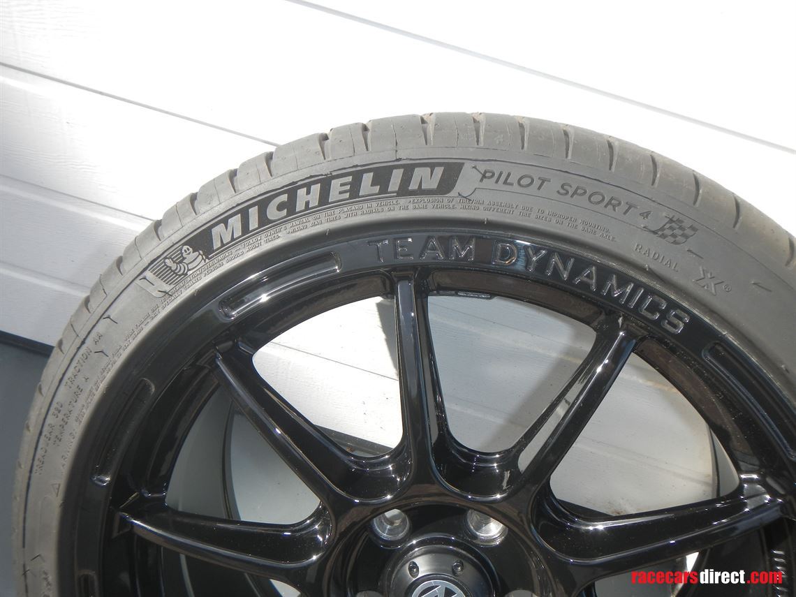 team-dynamic-wheels-and-tyres-vw-fitment