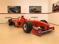 wanted-formula-1-cars-showcars-and-rolling-ch