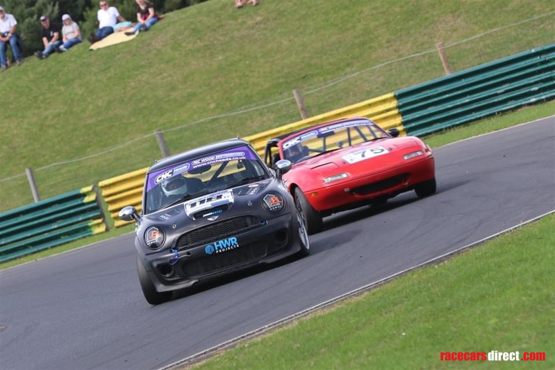 Racecarsdirect.com - R56 Mini challenge