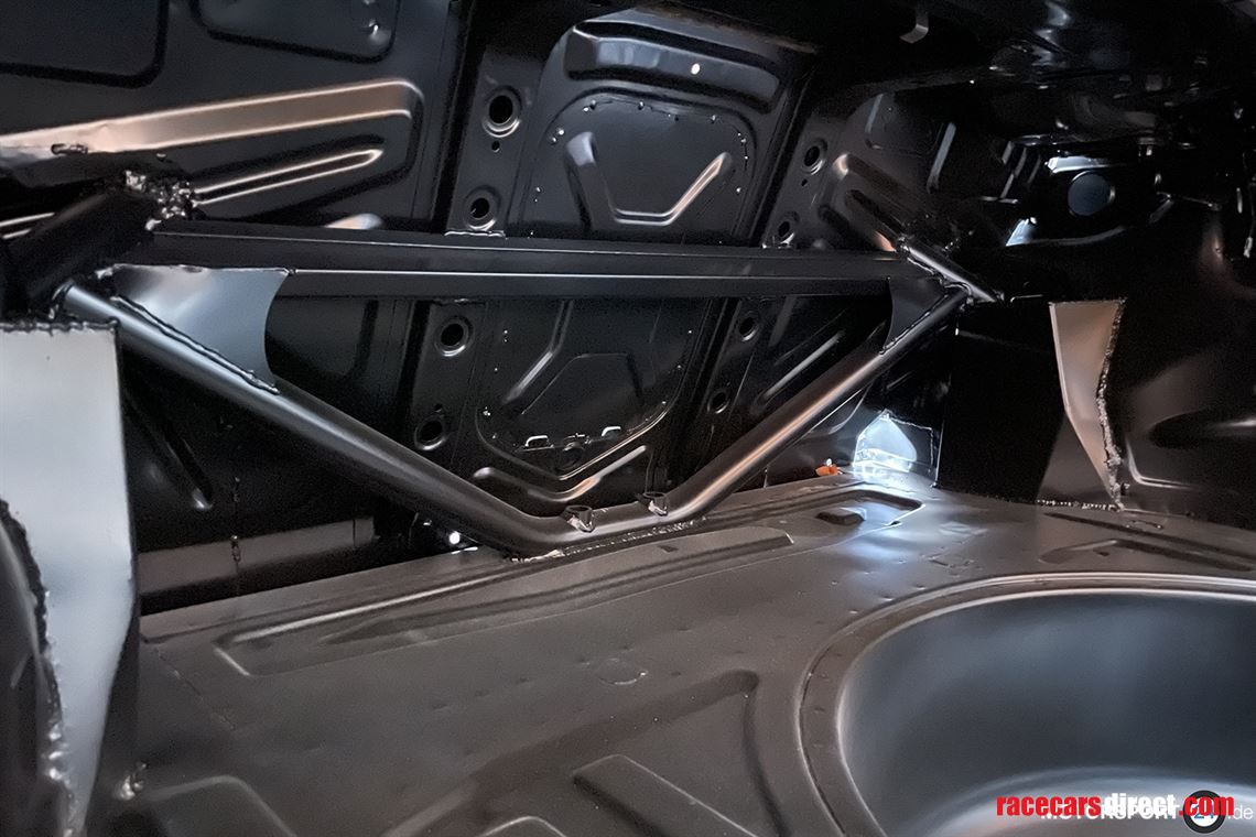 Racecarsdirect.com - New BMW M3 E30 Gruppe A 89/90 Body Shell Replica