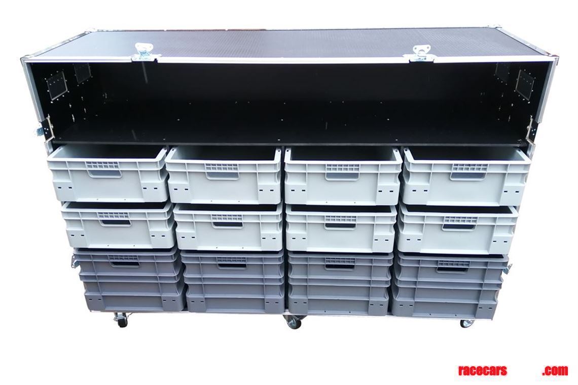 vmep-euro-container-flight-case-with-shelf--