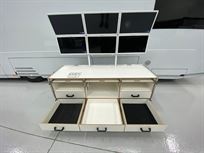 case-liner-6-screen-data-station---white