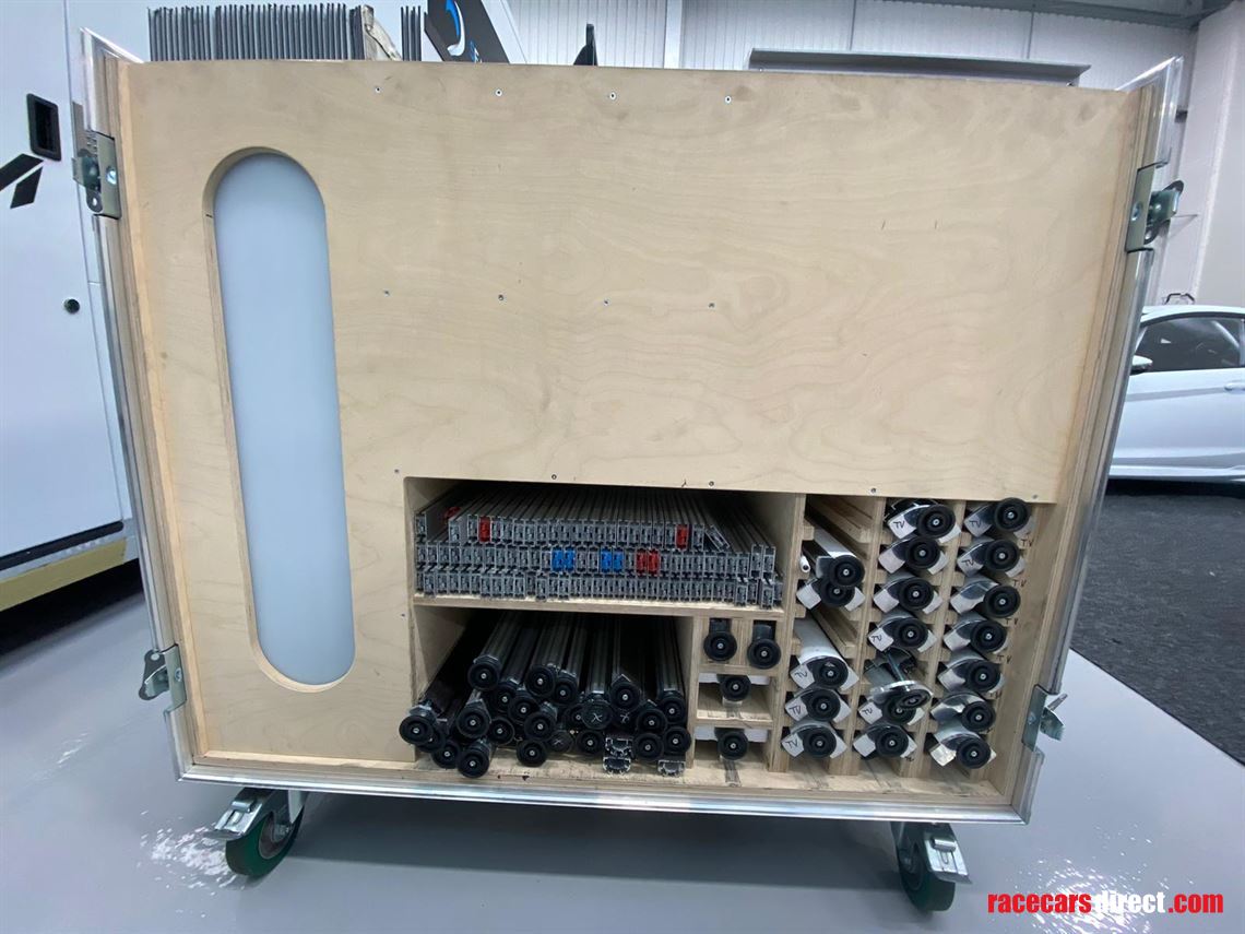 caseliner-magseam-23-car-garage-boarding-syst