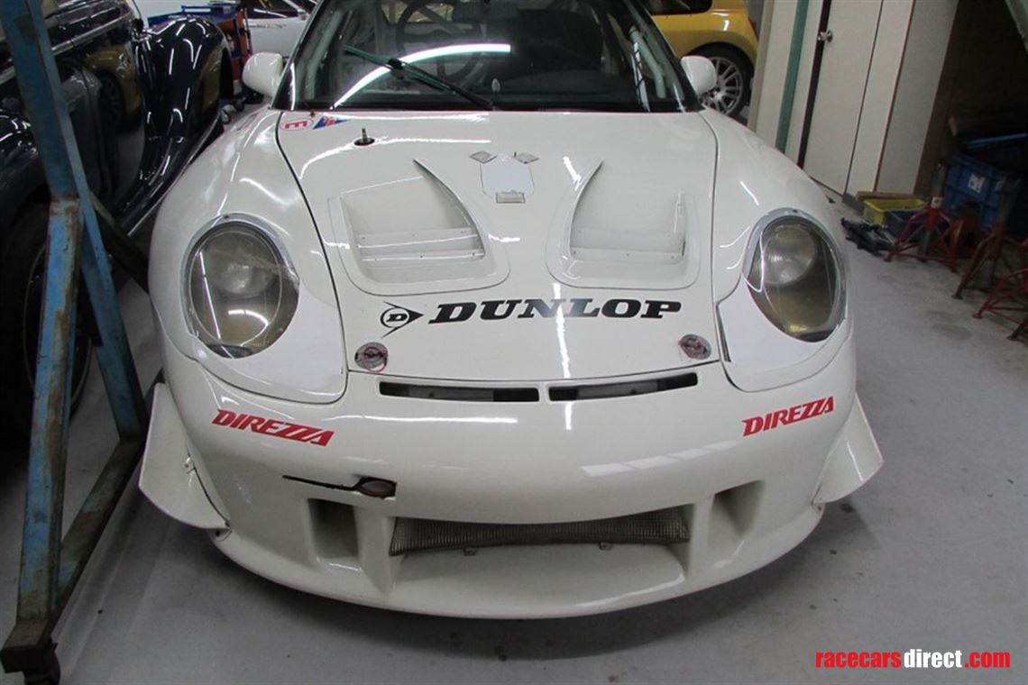 2000y-porsche-996-gt3r