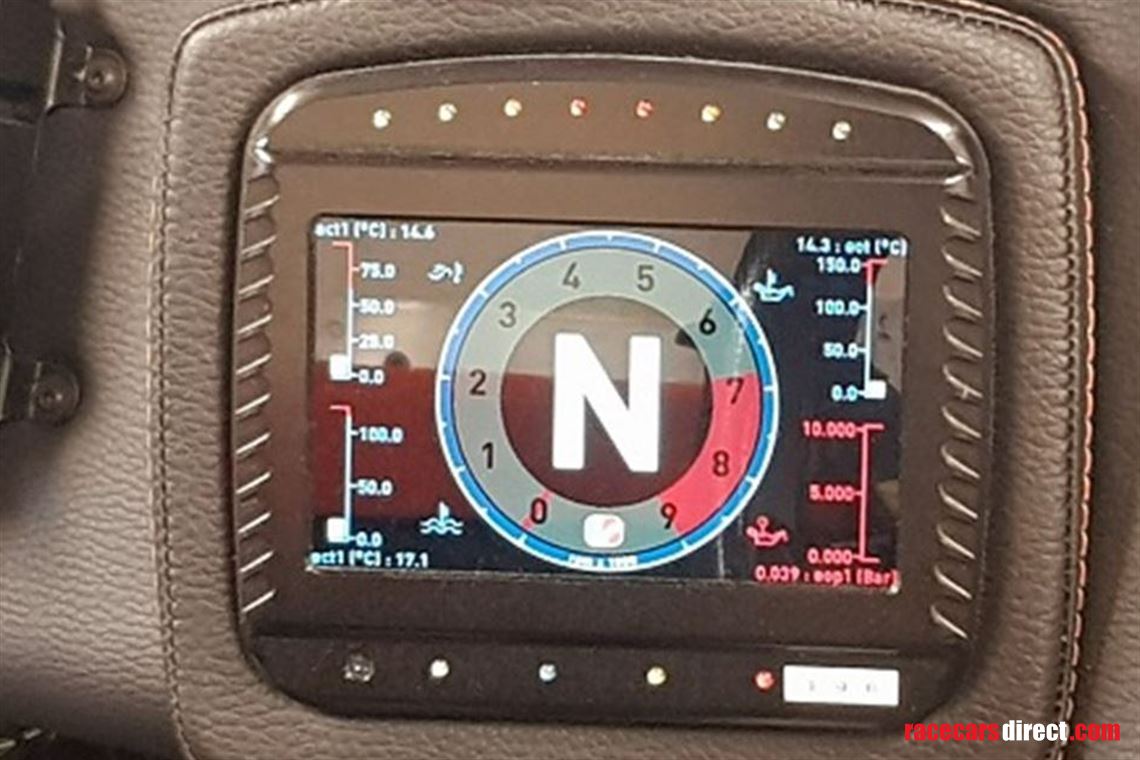 Racecarsdirect.com - Life Racing D5 Dash & X10 Expander