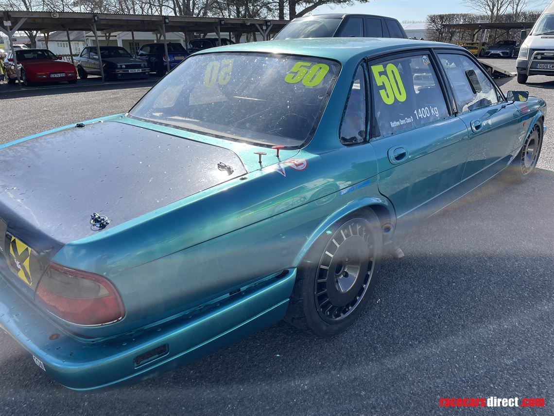 jaguar-xjr-40-litre-race-car-x306-1995
