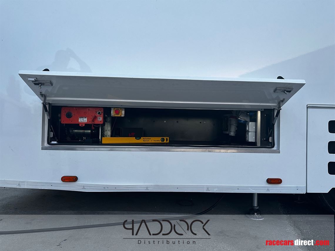 astacar-z4-ref-4960-invicta-racing-in-product