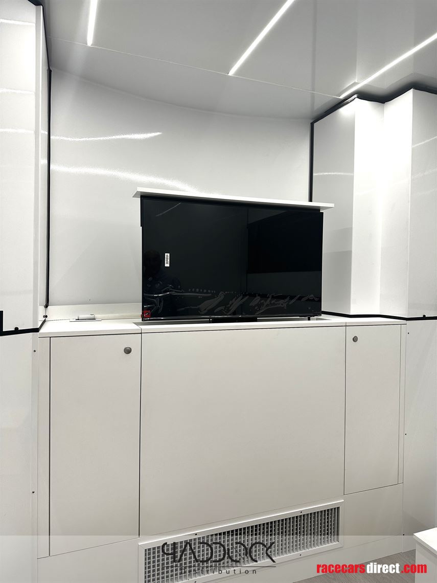 astacar-z4-ref-4960-invicta-racing-in-product