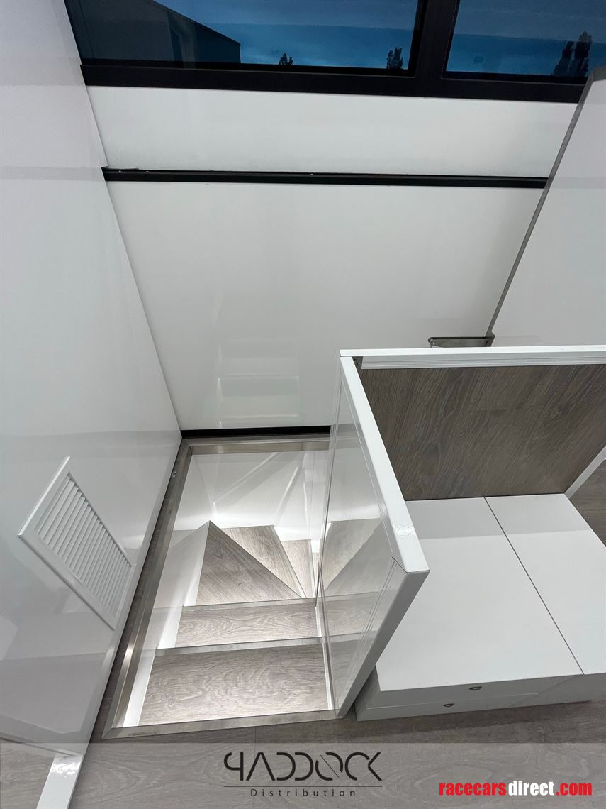 astacar-z4-ref-4960-invicta-racing-in-product