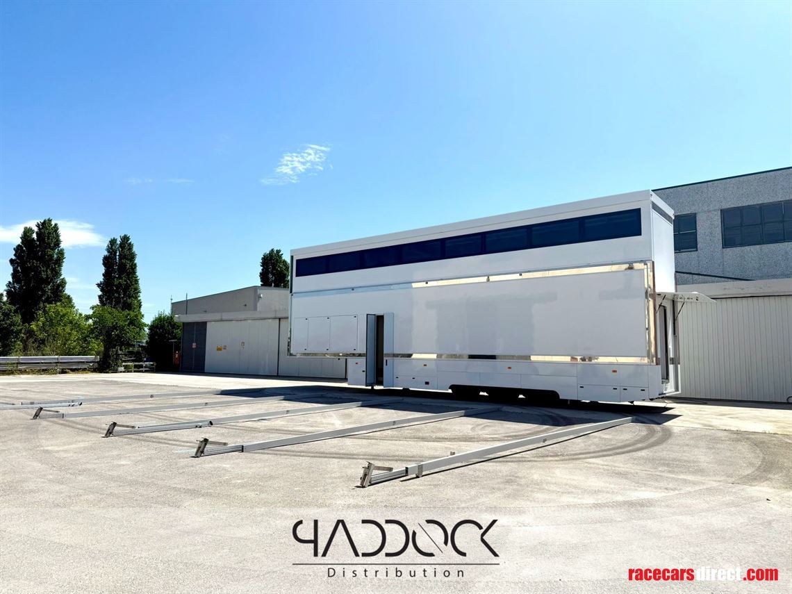 racing-engineer-trailer-mclaren-f1