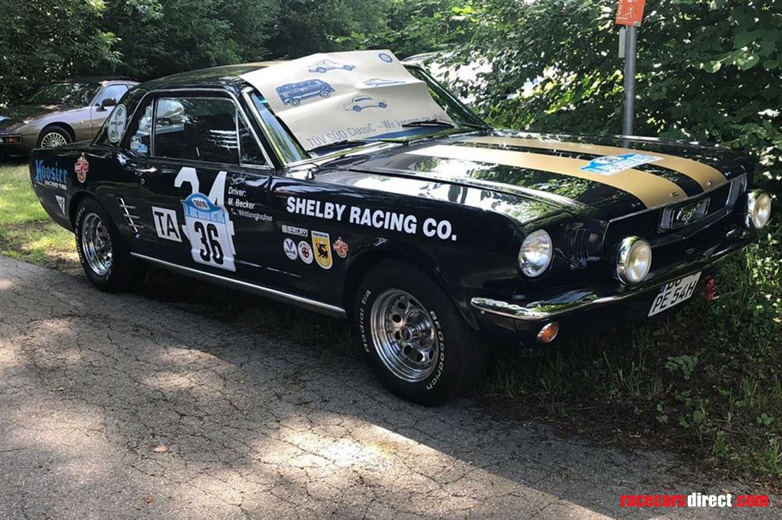 ford-mustang-1966-historic-race