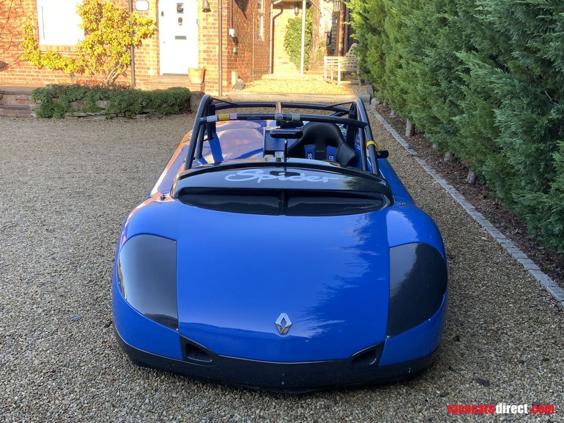 renault-sport-spider-factory-cup-car