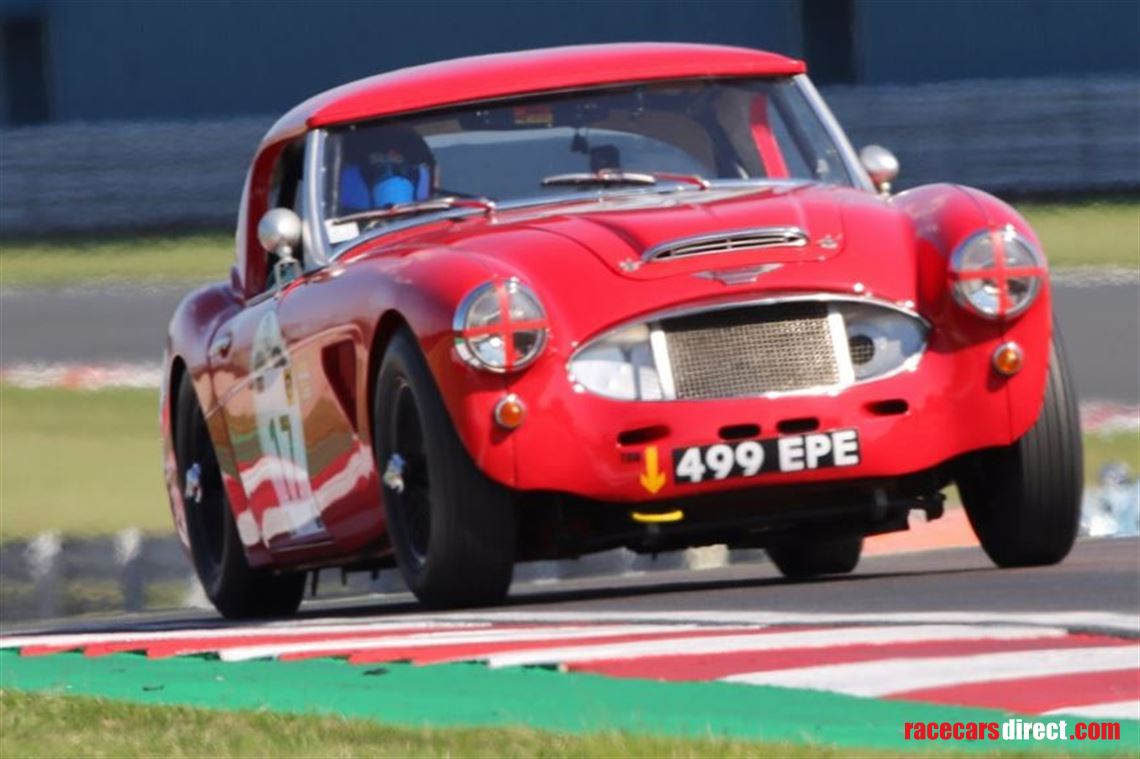 austin-healey-3000-well-known-highly-competit