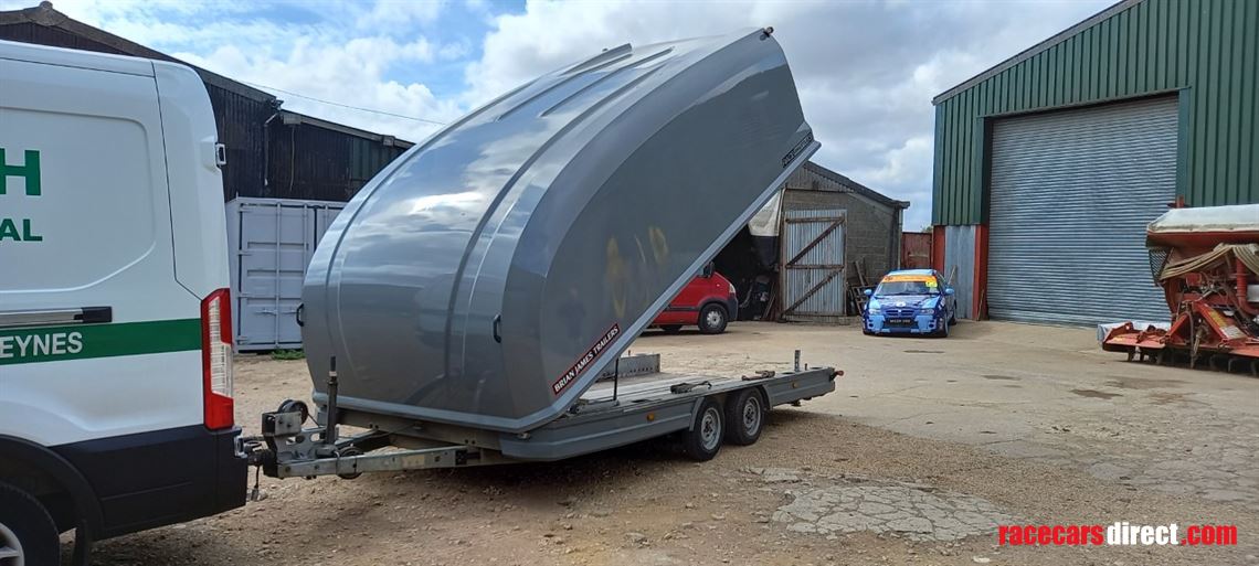 sold-sold-brian-james-rs3-enclosed-trailer