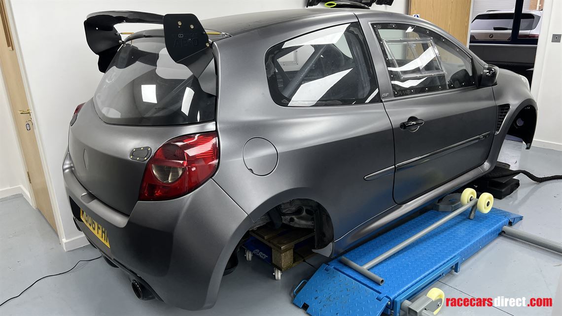 renault-clio-197-200-chassis---race-prepped-s