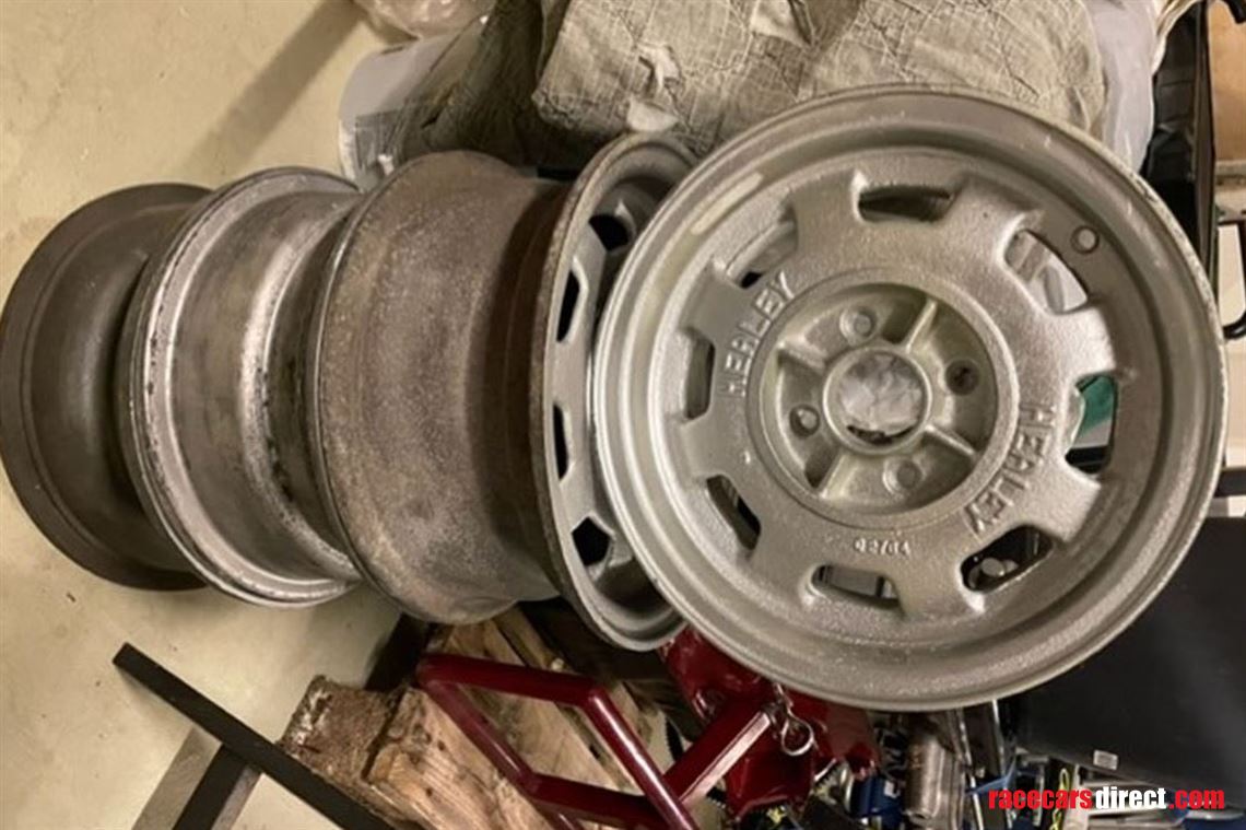 Racecarsdirect.com - DHMC Works Magnesium Rims