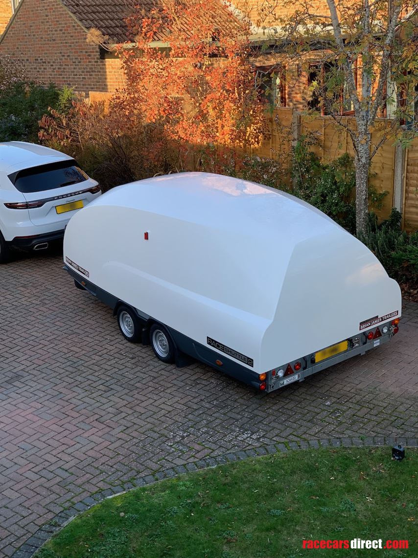 brian-james-race-shuttle-2-tilt-bed-trailer