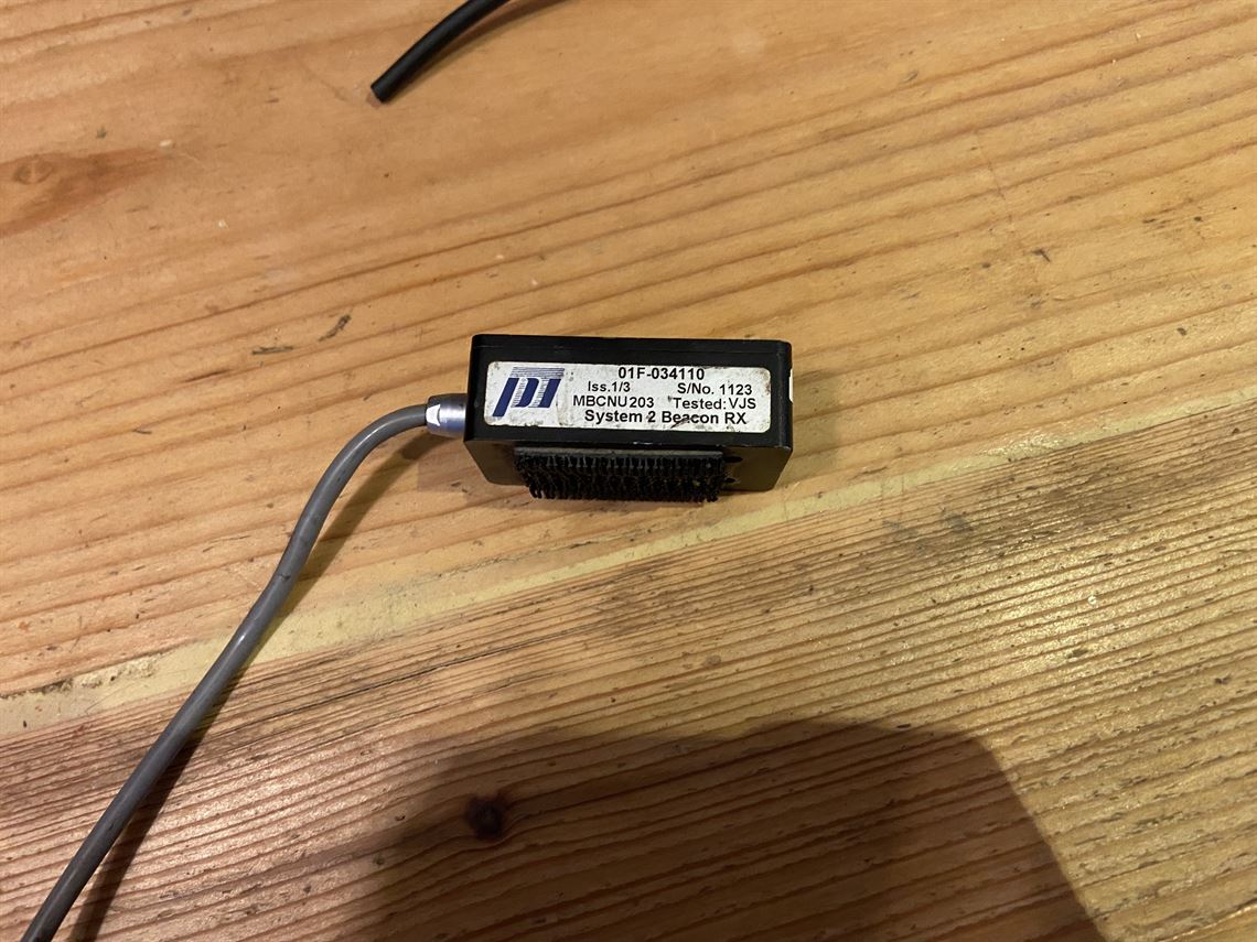 Racecarsdirect.com - PIXsport Pi Research dash Single Seater quick lift ...