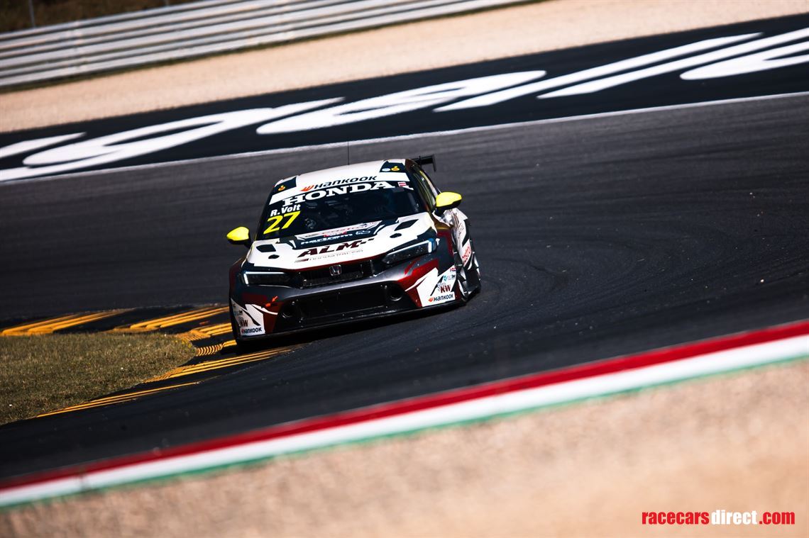 three-honda-civic-fl5-tcr-for-sale