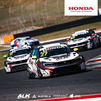 three-honda-civic-fl5-tcr-for-sale