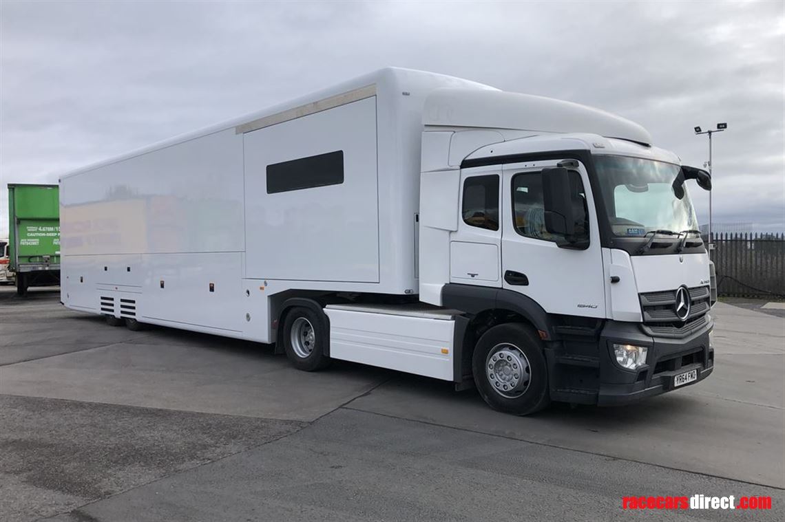 bischoff-and-scheck-and-merc-actros-race-truc