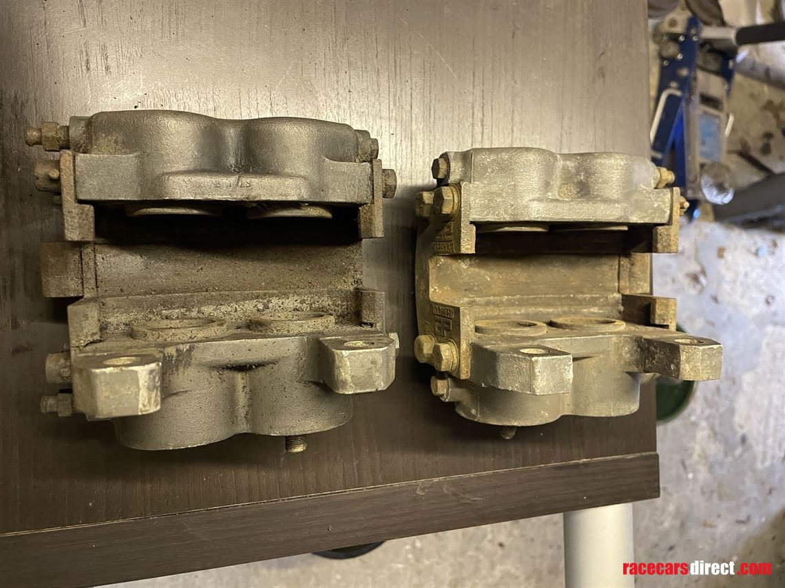 Racecarsdirect.com - AP Lockheed 4 Pot Front Brake Calipers