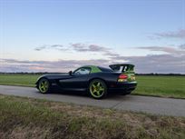 dodge-viper-acr-2009-612-bhp-forged-engine