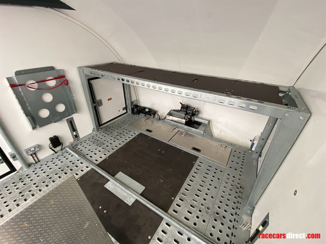 brian-james-race-transporter-6