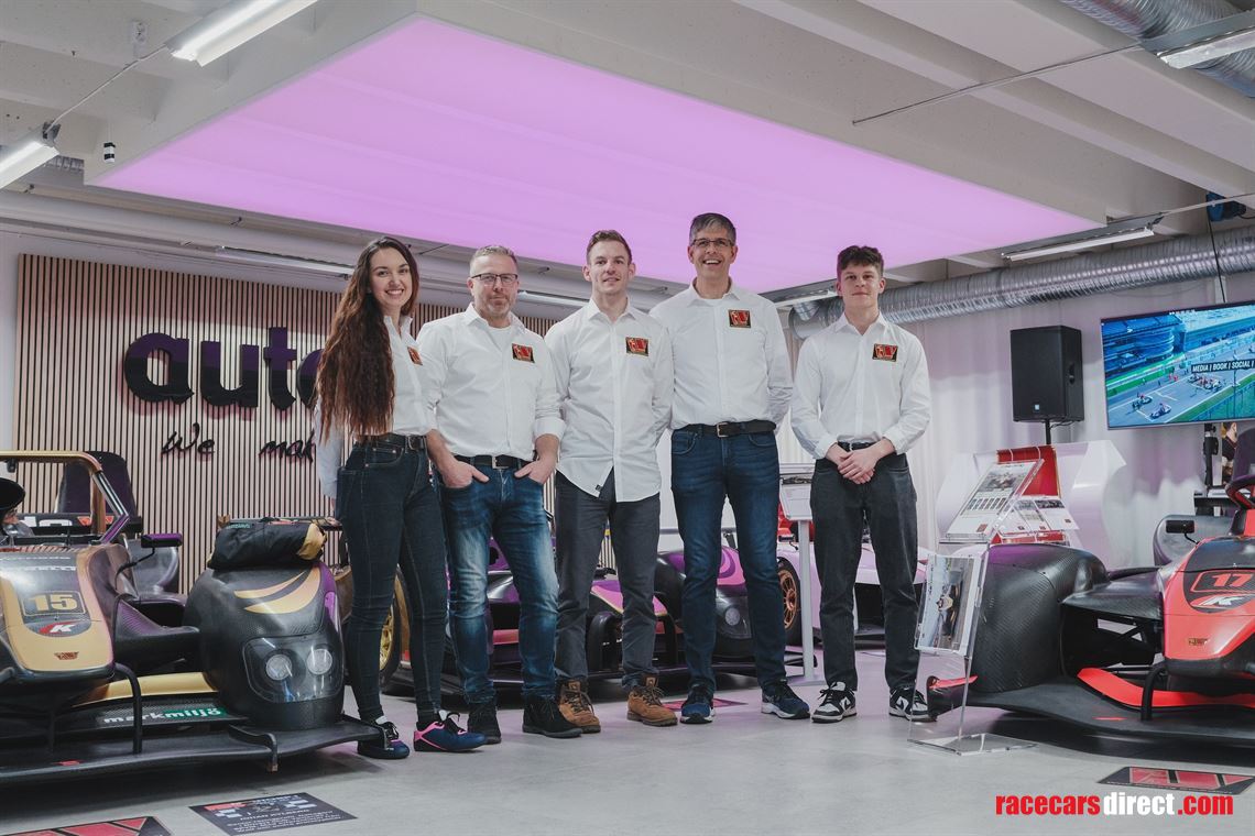 Racecarsdirect.com - Wolf GB08 Tornado S 400hp demo