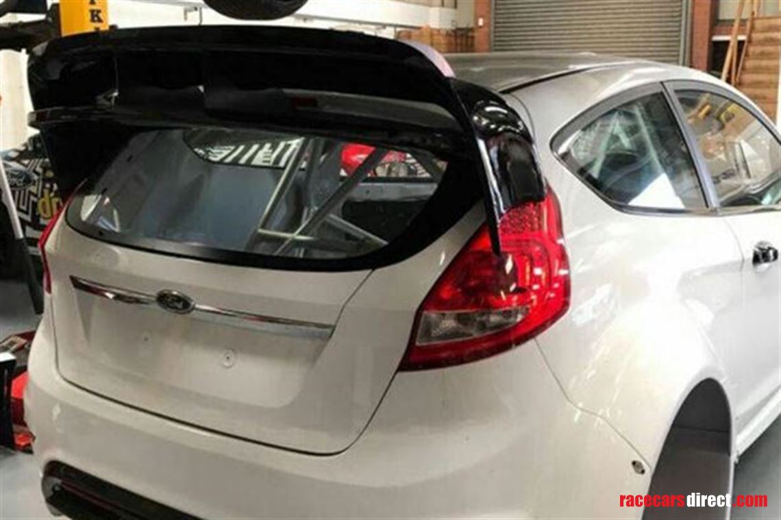 fiesta-2010-bodyshell-v5-present